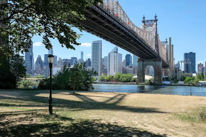 Queensbridge Park Picture 1