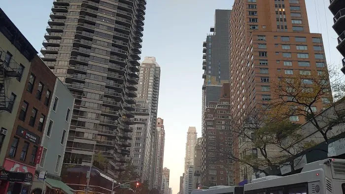 Queensbridge 