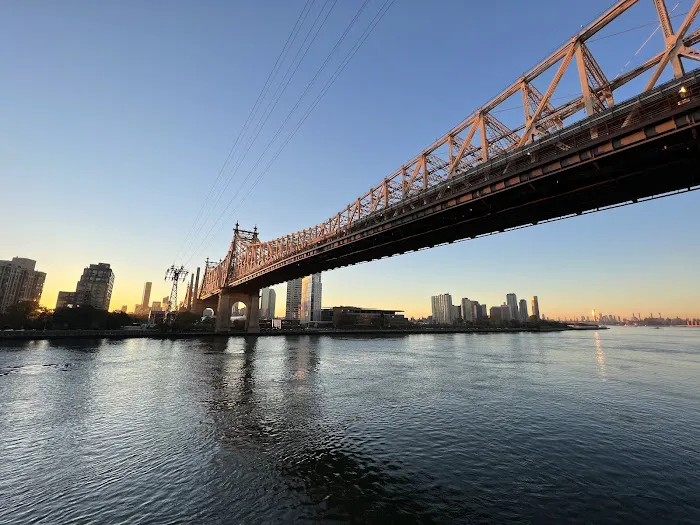 East River Greenway Picture 3