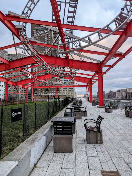 East River Greenway Picture 10