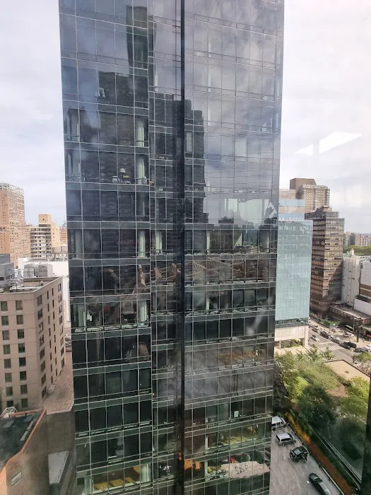 Queensboro Oval Picture 8