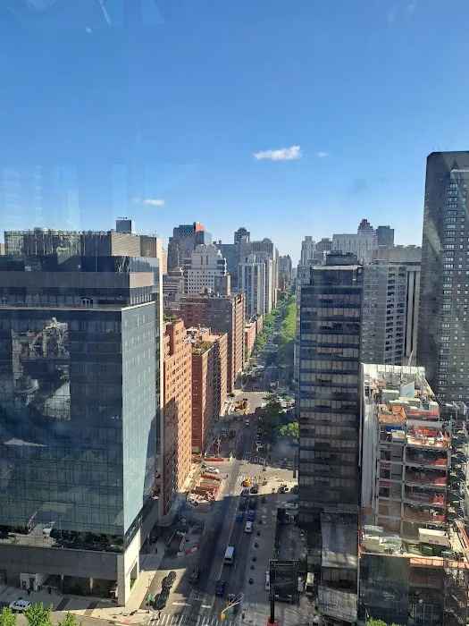 Queensboro Oval Picture 2