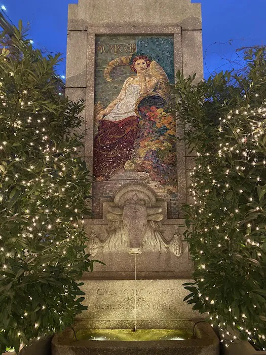 The Evangeline Blashfield Fountain Picture 3