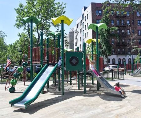 Babi Yar Triangle Playground