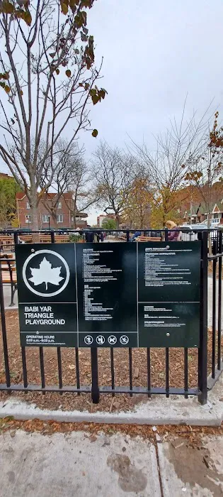 Babi Yar Triangle Playground Picture 3