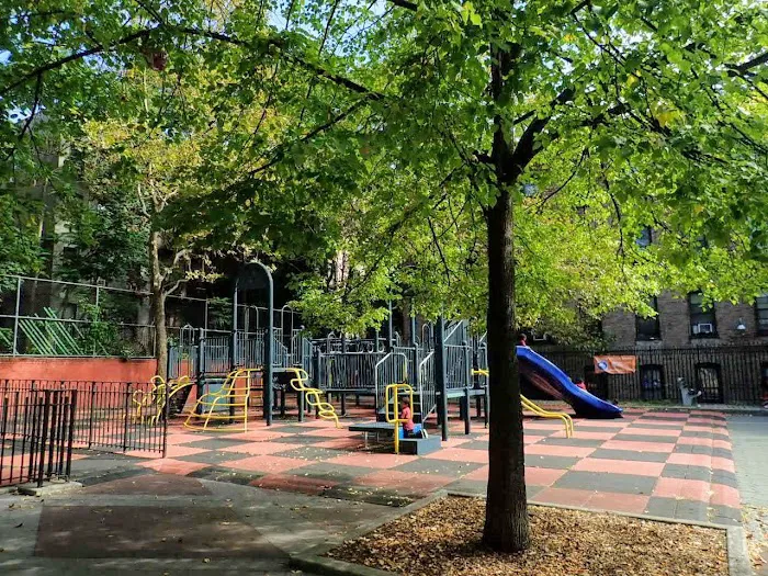 Dodger Playground Picture 10
