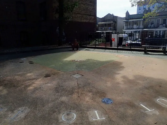 Dodger Playground Picture 8