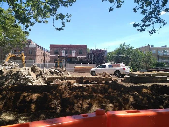 McDonald Avenue Picture 1