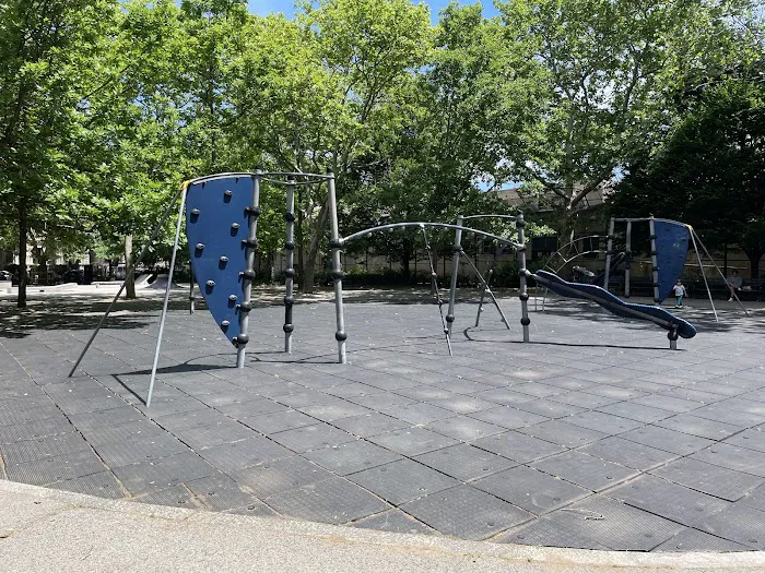 Brower Park Picture 5