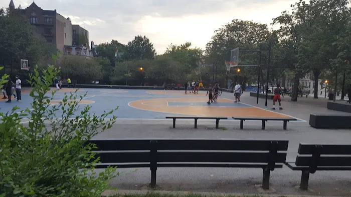 Brower Park Picture 6