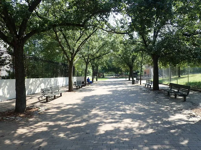 Brower Park Picture 9