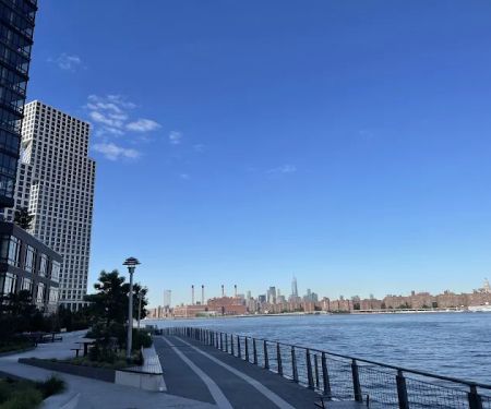Greenpoint Landing Esplanade