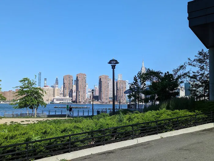 Greenpoint Public Park Picture 2