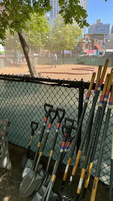 Murray Playground Dog Run Picture 4