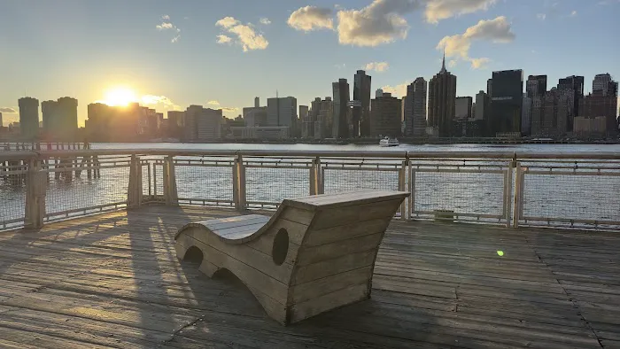 LIC Docks Picture 1