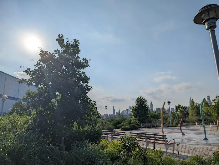 50 Kent - Bushwick Inlet Park Picture 6