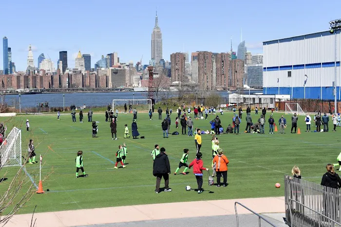 Bushwick Inlet Park Picture 10