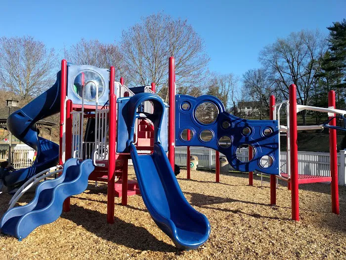 Western Greenwich Civic Center Park Picture 9