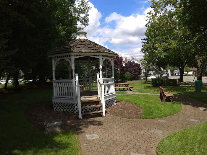 veterans park Picture 7