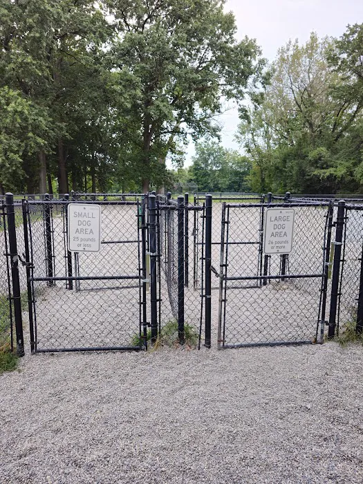 Phelps Park Dog area Picture 8