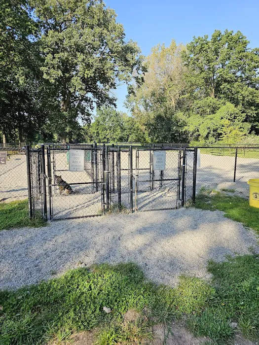 Phelps Park Dog area Picture 2