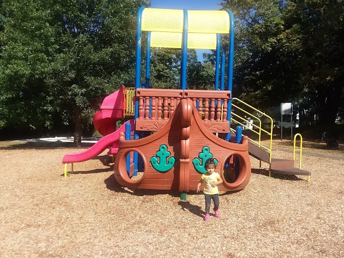 Herrick Park Picture 10