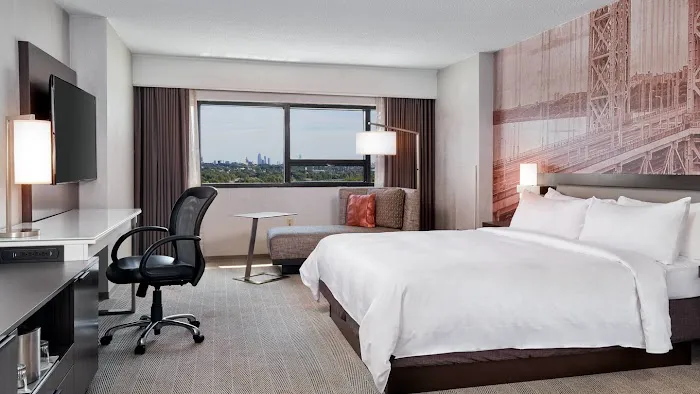 Teaneck Marriott at Glenpointe Picture 5
