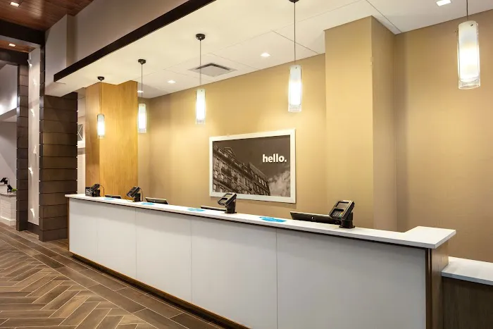 Hampton Inn & Suites Teaneck Glenpointe Picture 10