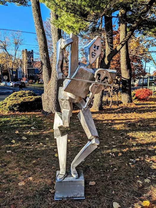 The Erika and David Boyd Sculpture Garden Picture 3