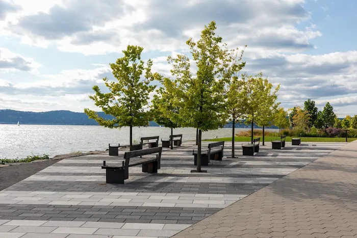 Scenic Hudson RiverWalk Park at Tarrytown Picture 3