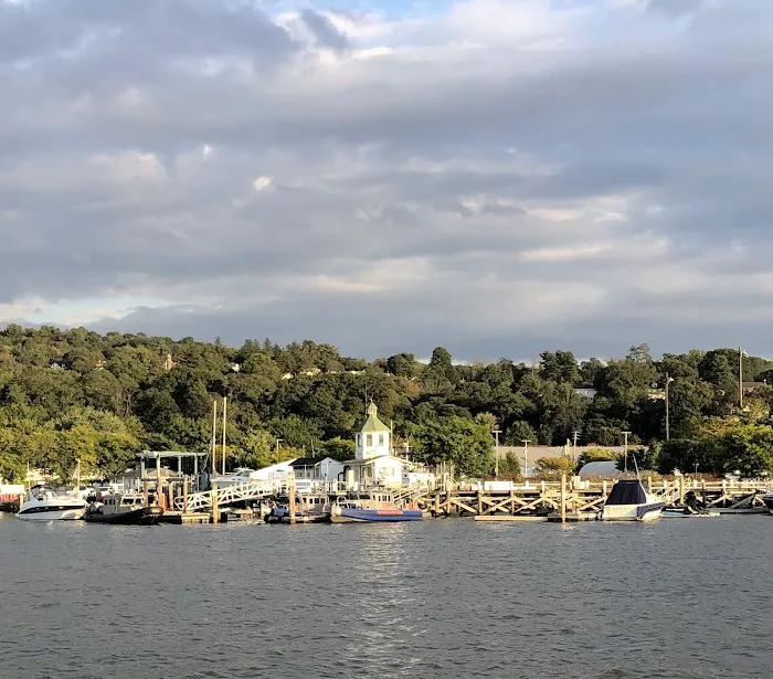 Scenic Hudson RiverWalk Park at Tarrytown Picture 8