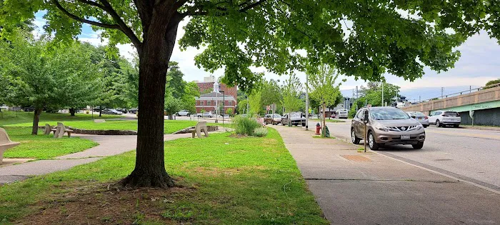 Sarah Michaels Park Picture 8