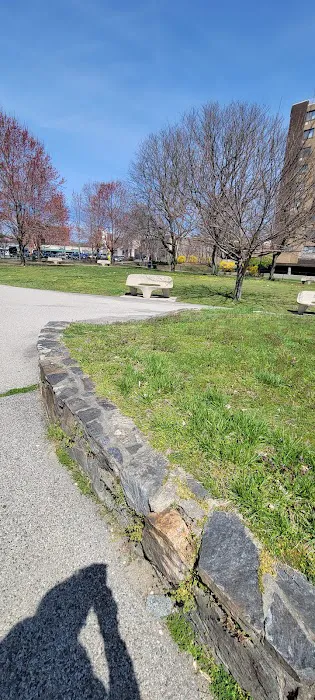 Sarah Michaels Park Picture 7