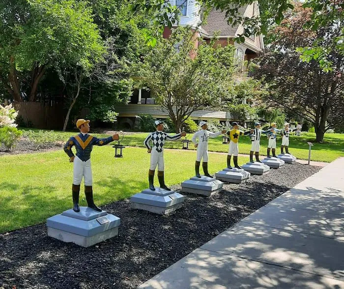The statues of The Mall Picture 5