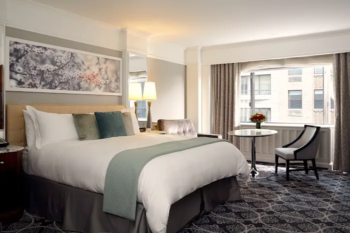 Loews Regency New York Picture 2