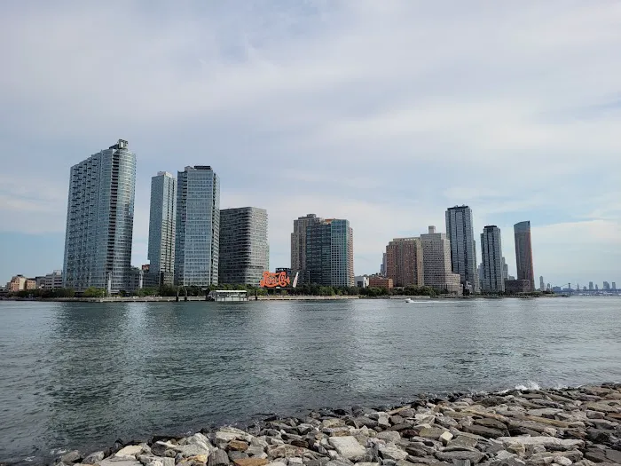 Southpoint Park Picture 3