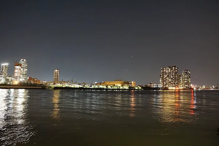Southpoint Park Picture 9