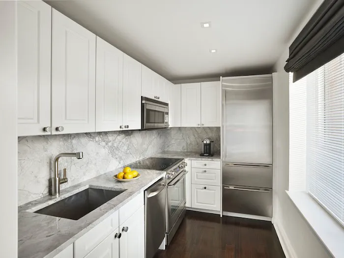 AKA Sutton Place Picture 6
