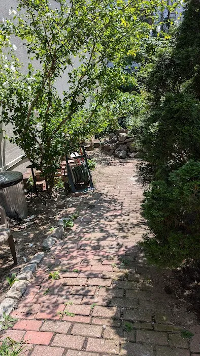 La Perla Garden Picture 1