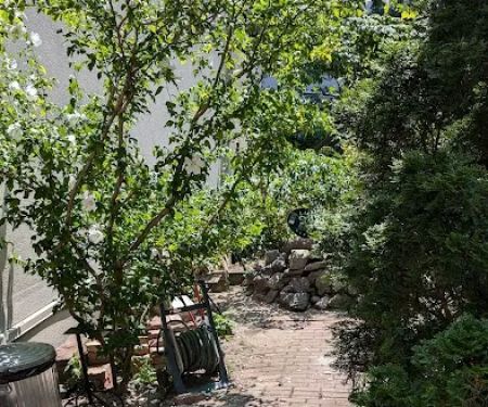 La Perla Garden