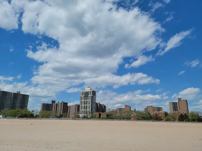 Asser Levy Park Picture 4