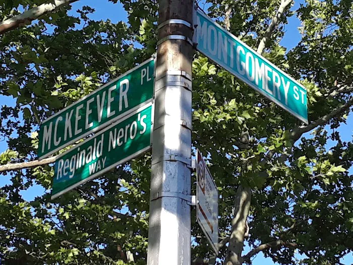 Montgomery Street Picture 6