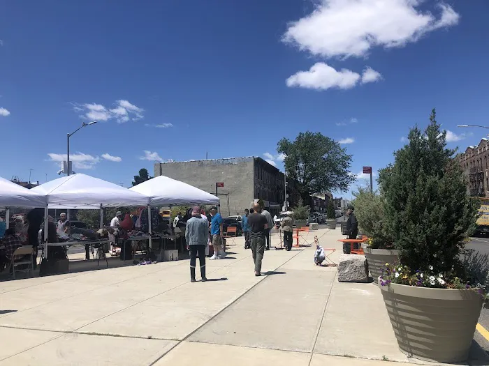 Avenue C Plaza Picture 2