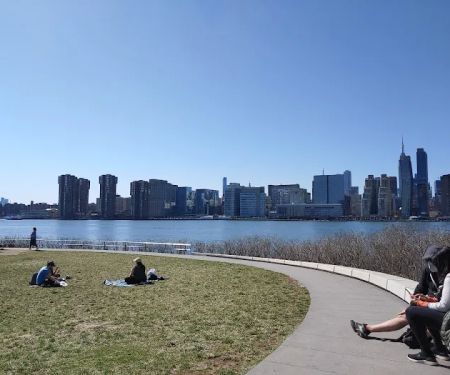 Hunter's Point South Park