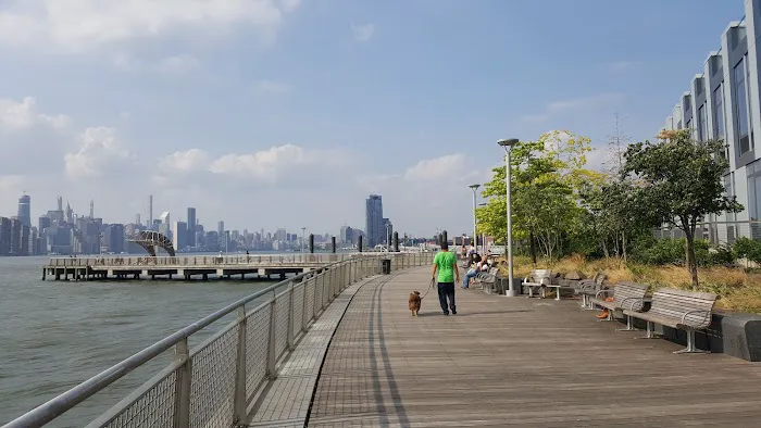 North 5th Street Pier and Park Picture 9