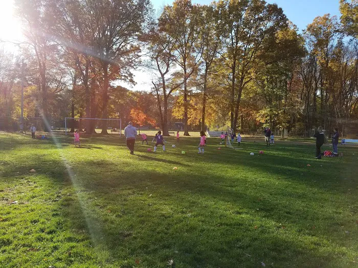 Highland Field Picture 4