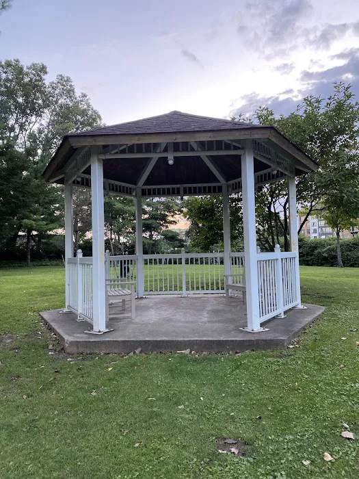 Oscar E. Olsen Park Picture 4