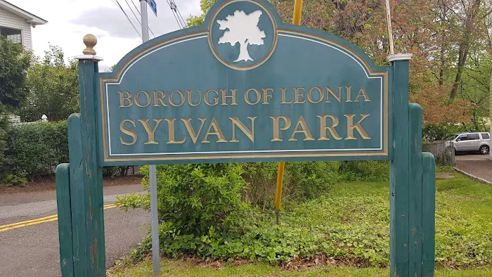 Sylvan Park Picture 3