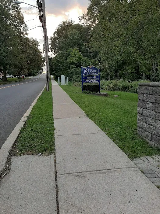 Continental Avenue Entrance Van Saun Park Picture 2
