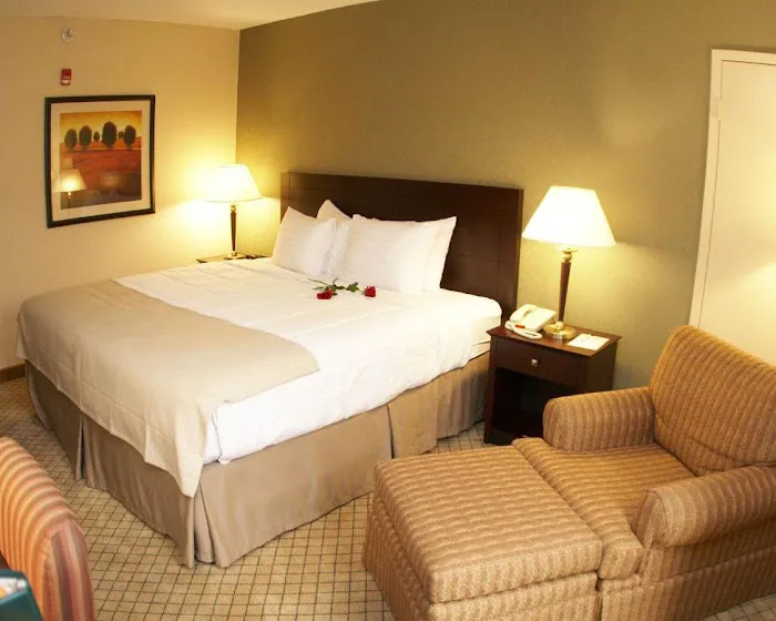 Armoni Inn and Suites Picture 6